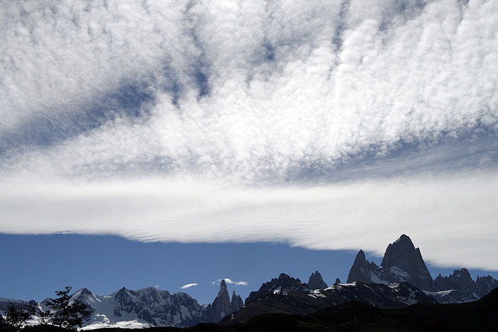 AR1107EM0410_fitzroy.jpg [&copy; Last Frontiers Ltd]