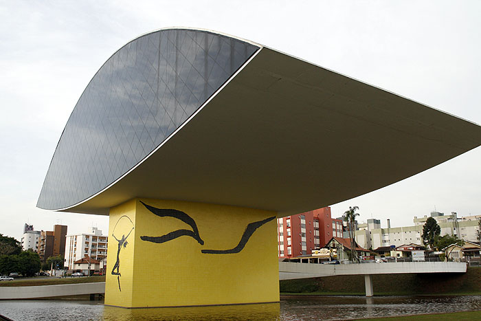 BR0910EM082_curitiba.jpg [&copy; Last Frontiers Ltd]