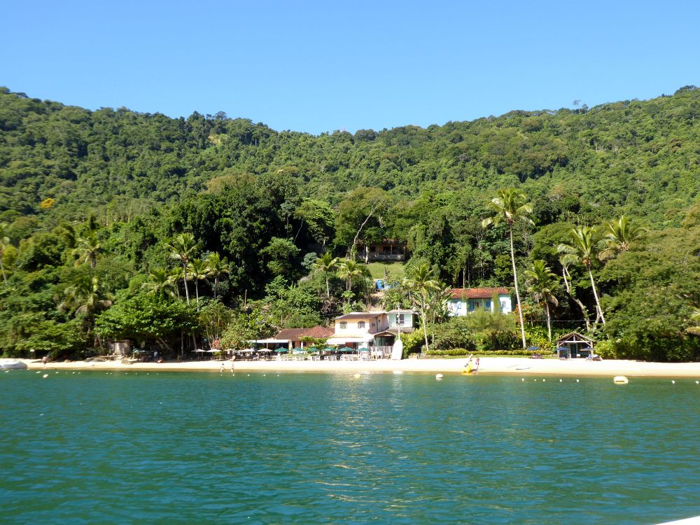 BR2305SM456_ilha-grande-abraaozinho-beach.jpg [&copy; Last Frontiers Ltd]