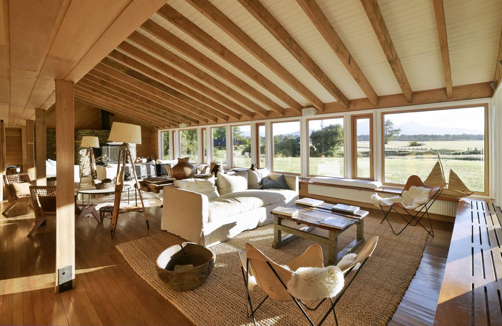 CL1912SD09_futangue-living-room.jpg [&copy; Last Frontiers Ltd]