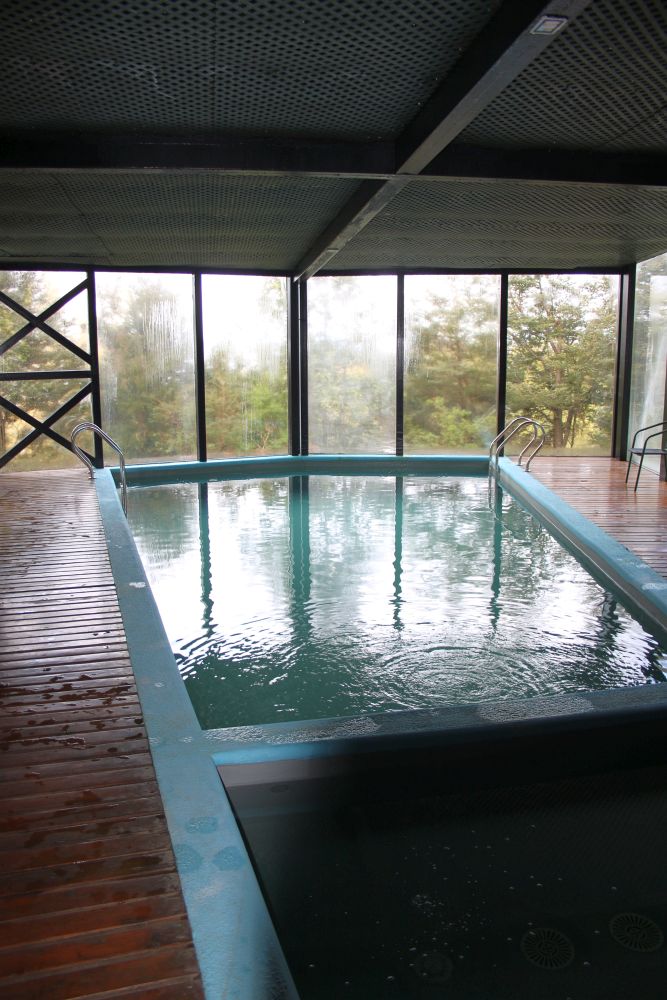 CL2410LD295_quilquico-pool.jpg [&copy; Last Frontiers Ltd]
