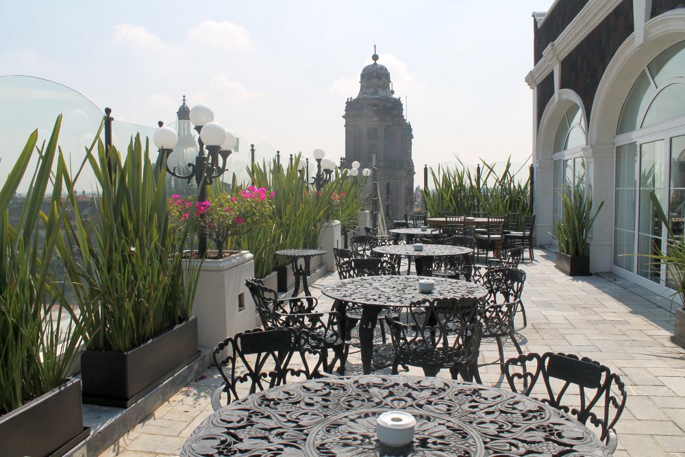 MX1608CE006_zocalo-central-rooftop.jpg [&copy; Last Frontiers Ltd]