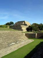 Image: Monte Alb�n - Puebla and Oaxaca