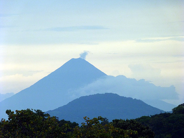 NI0913SM1188_jicaro-island-ecolodge-view-from-viewing-tower.jpg [&copy; Last Frontiers Ltd]