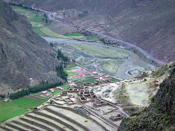 PE1105SM399_pisaq_ruins.jpg [&copy; Last Frontiers Ltd]