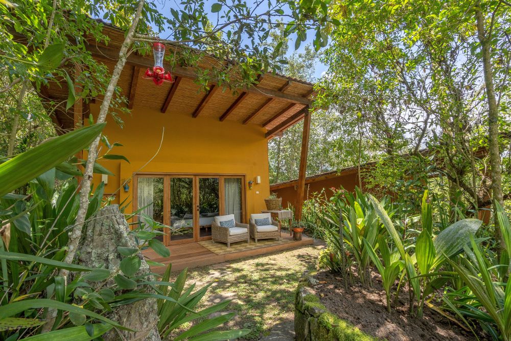 PE2200GN01_gocta-natura-aliso-cabin.jpg [&copy; Last Frontiers Ltd]